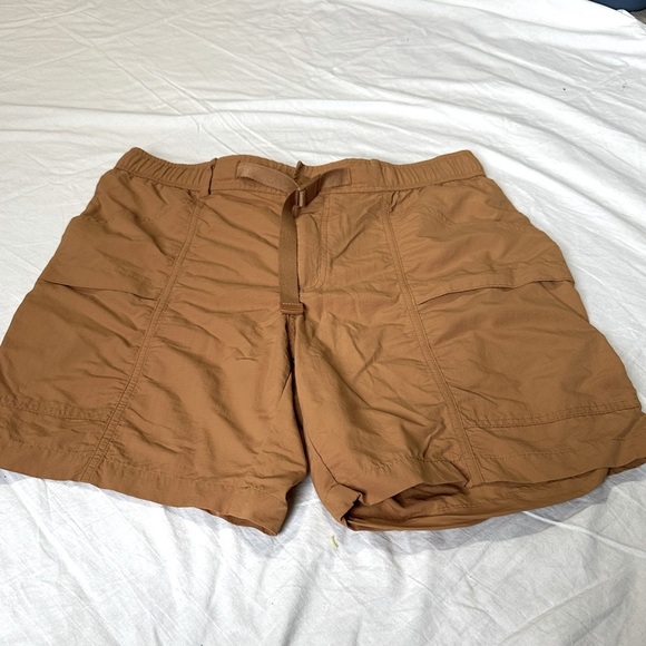 Eddie Bauer Large Brown Nylon Tan Cargo Shorts With Belt Camping Pocket - Picture 1 of 7